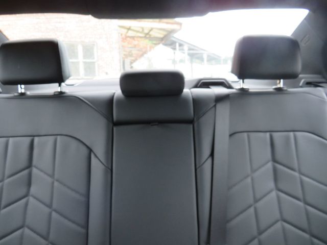 2026 BMW 5 Series 530i xDrive - 23061733 - 16