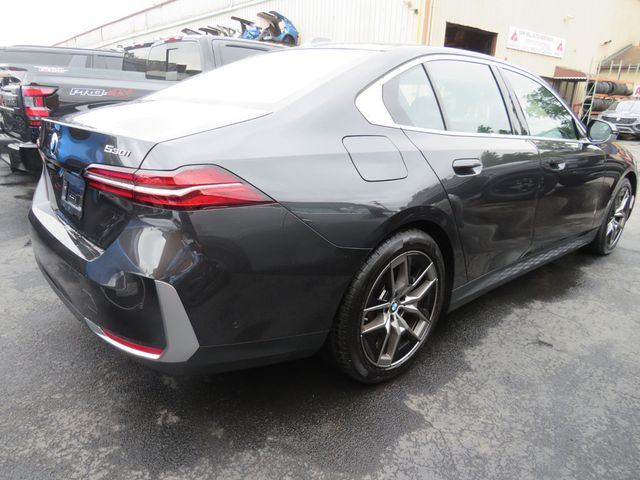2026 BMW 5 Series 530i xDrive - 23061733 - 5