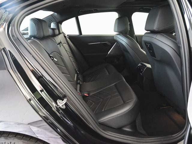 2026 BMW 5 Series 530i xDrive - 23003131 - 33