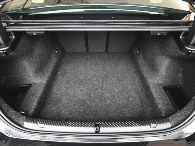 2026 BMW 5 Series 530i xDrive - 23003131 - 39