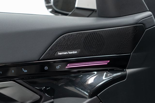 2026 BMW 5 Series 530i xDrive - 22969690 - 14