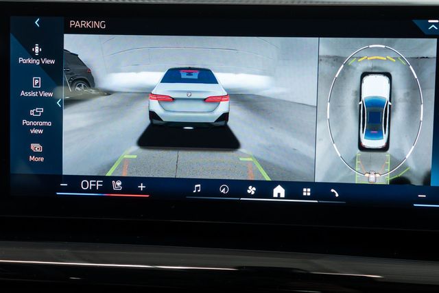 2026 BMW 5 Series 530i xDrive - 22969690 - 26