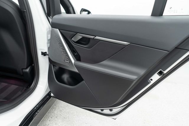 2026 BMW 5 Series 530i xDrive - 22969690 - 33