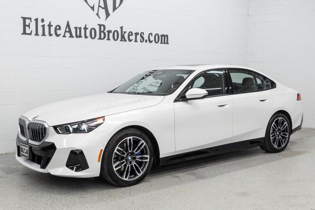 2026 BMW 5 Series 530i xDrive - 22969690 - 36