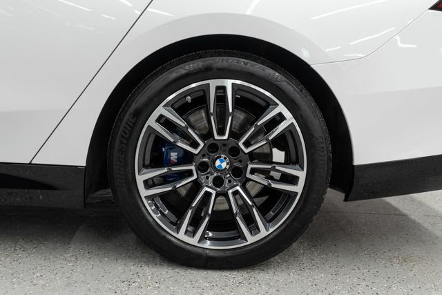 2026 BMW 5 Series 530i xDrive - 22969690 - 38