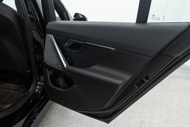 2026 BMW 5 Series 530i xDrive - 22969692 - 32