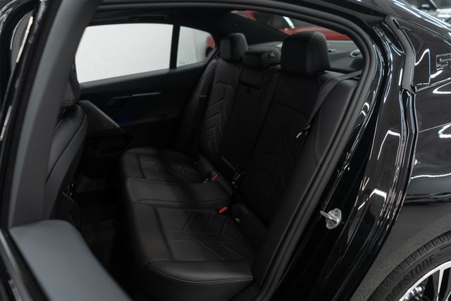 2026 BMW 5 Series 530i xDrive - 22969692 - 33