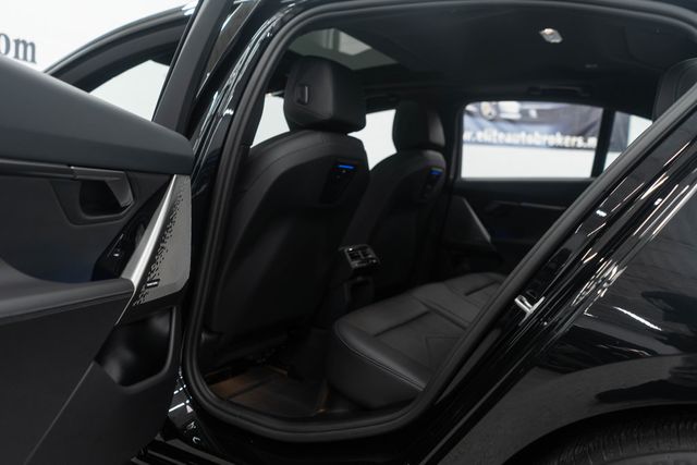 2026 BMW 5 Series 530i xDrive - 22969692 - 34