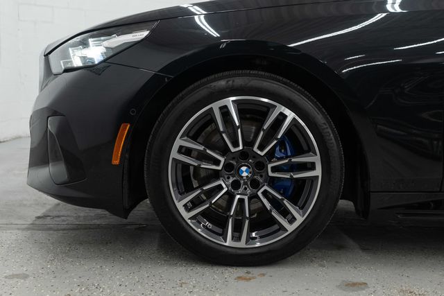 2026 BMW 5 Series 530i xDrive - 22969692 - 37