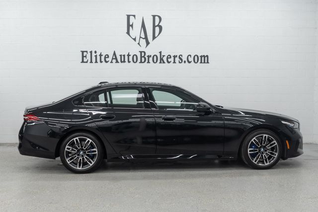 2026 BMW 5 Series 530i xDrive - 22969692 - 4