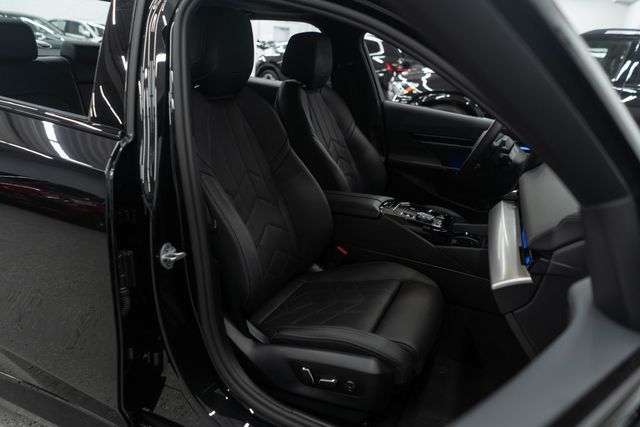 2026 BMW 5 Series 530i xDrive - 22969692 - 8