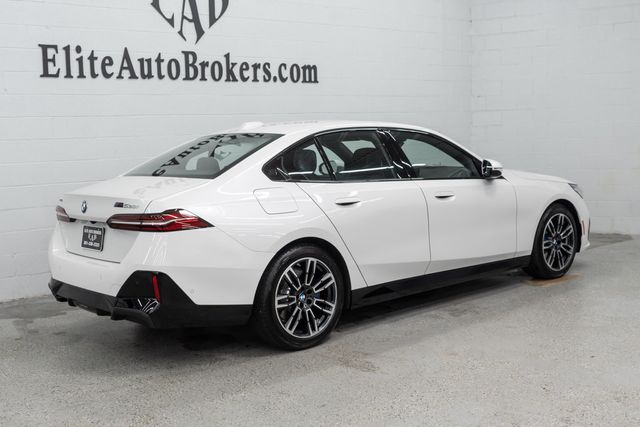 2026 BMW 5 Series 530i xDrive - 23039777 - 5