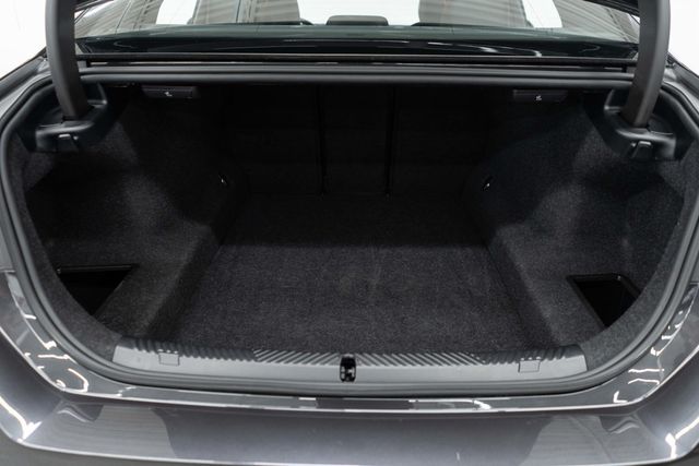 2026 BMW 5 Series 530i xDrive - 23039778 - 36