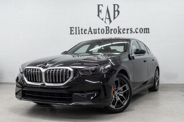 2026 BMW 5 Series 530i xDrive - 23041455 - 0
