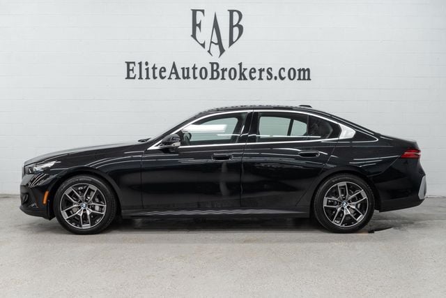 2026 BMW 5 Series 530i xDrive - 23041455 - 1