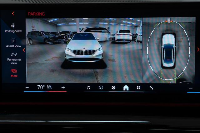 2026 BMW 5 Series 530i xDrive - 23050063 - 18