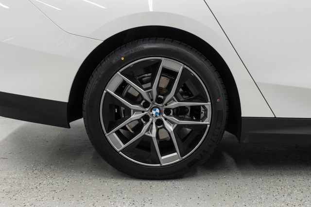 2026 BMW 5 Series 530i xDrive - 23050063 - 38