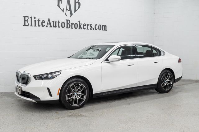 2026 BMW 5 Series 530i xDrive - 23050063 - 42