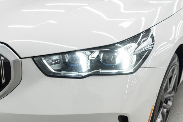2026 BMW 5 Series 530i xDrive - 23050063 - 46