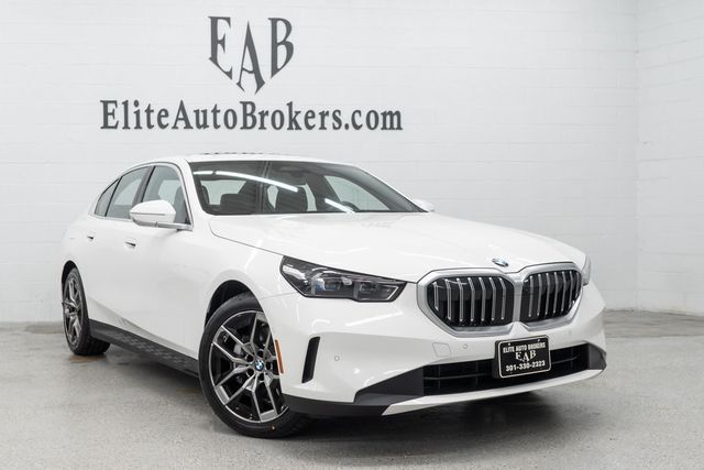 2026 BMW 5 Series 530i xDrive - 23050063 - 5