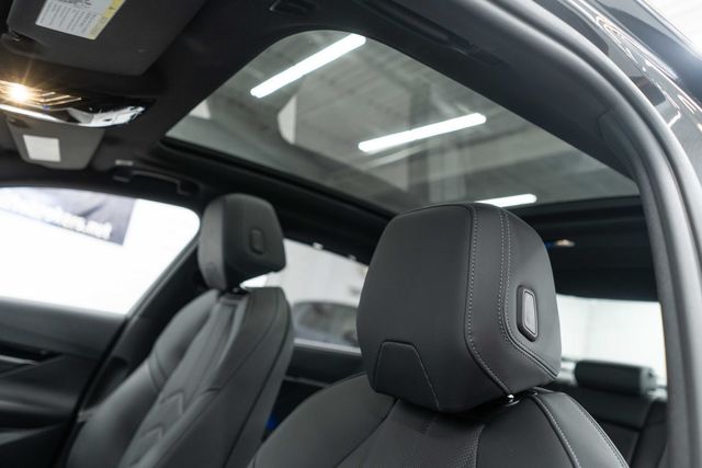 2026 BMW 5 Series 530i xDrive - 23050066 - 10