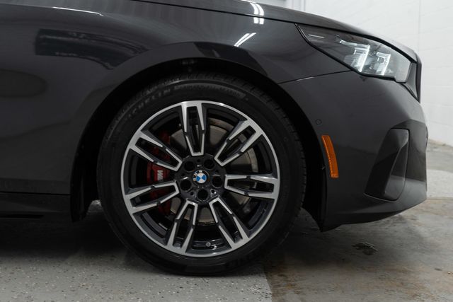 2026 BMW 5 Series 530i xDrive - 23050066 - 38