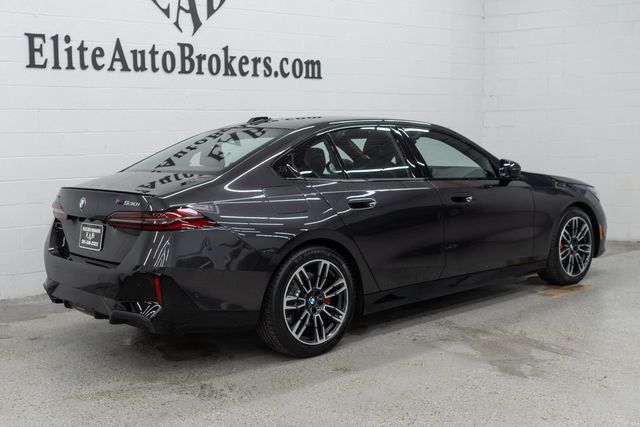 2026 BMW 5 Series 530i xDrive - 23050066 - 40