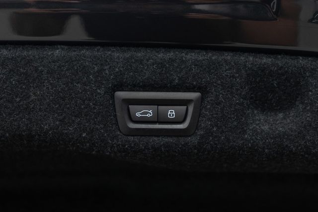 2026 BMW 5 Series 530i xDrive - 23060853 - 32