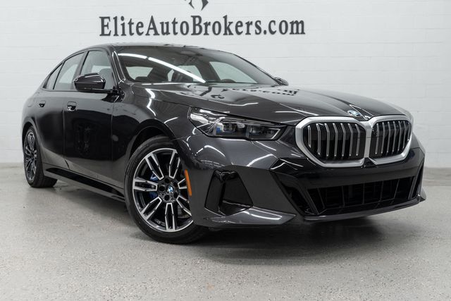 2026 BMW 5 Series 530i xDrive - 23060853 - 5