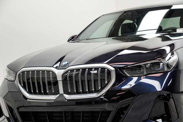2026 BMW 5 Series 550e xDrive - 22999837 - 1