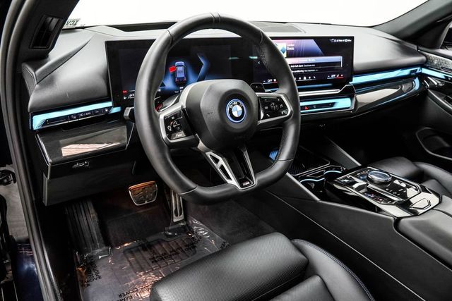 2026 BMW 5 Series 550e xDrive - 22999837 - 19