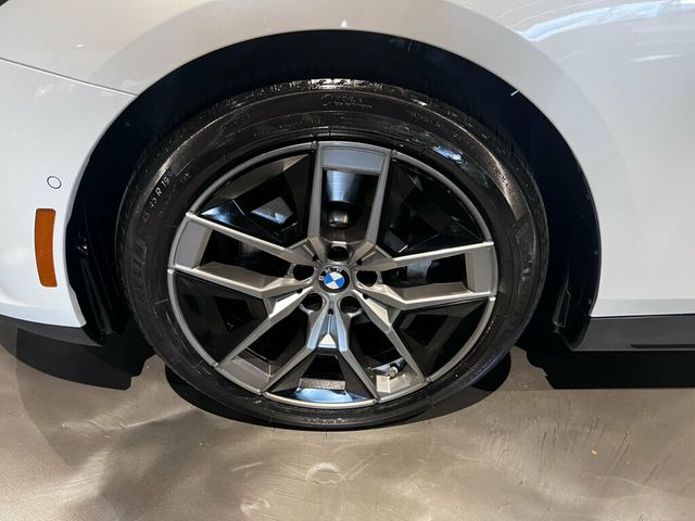 2026 BMW 5 Series AWD/Heads-UpDisplay/RemoteStart/SurroundView/HtdSteeringWheel - 23063764 - 9