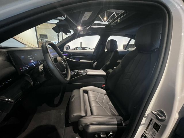 2026 BMW 5 Series AWD/Heads-UpDisplay/RemoteStart/SurroundView/HtdSteeringWheel - 23063764 - 15