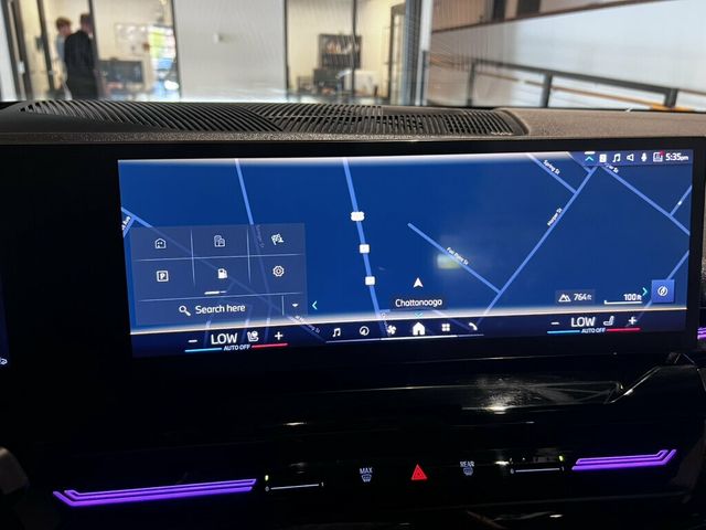 2026 BMW 5 Series AWD/Heads-UpDisplay/RemoteStart/SurroundView/HtdSteeringWheel - 23063764 - 18
