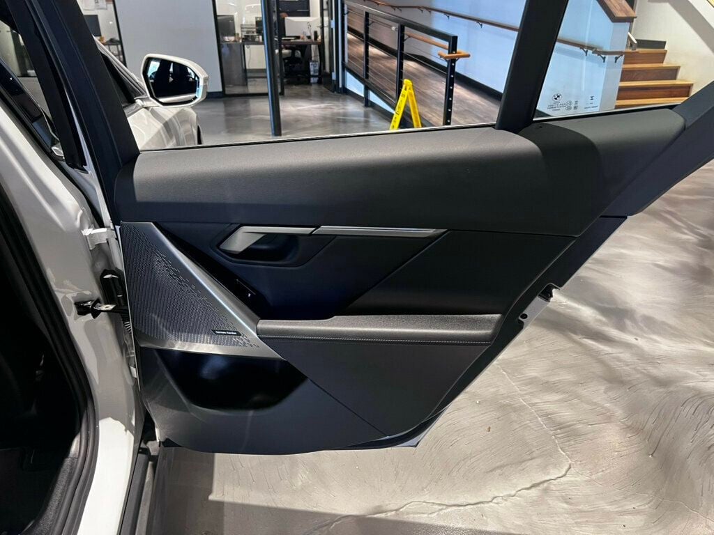 2026 BMW 5 Series AWD/Heads-UpDisplay/RemoteStart/SurroundView/HtdSteeringWheel - 23063764 - 24