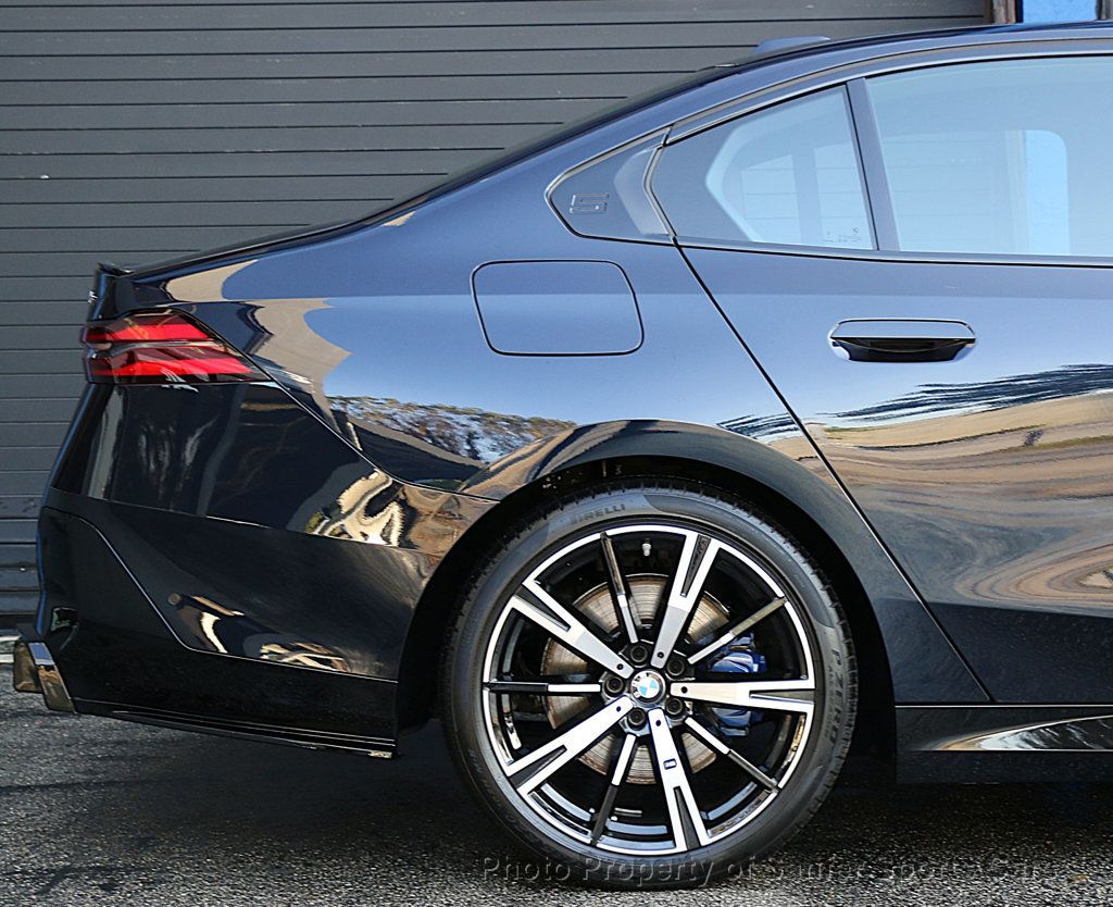 2026 BMW 5 Series M Sport - 23002893 - 16