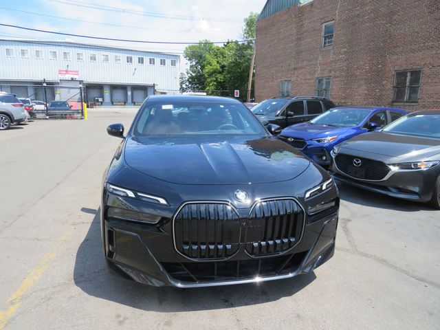 2026 BMW 7 Series 740i xDrive - 23061401 - 1