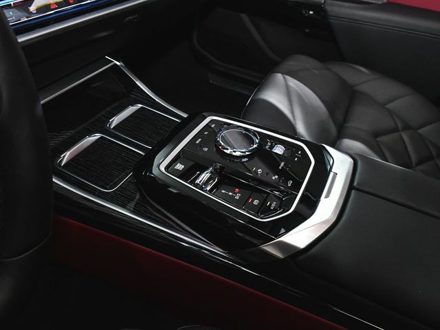 2026 BMW 7 Series 740i xDrive - 23041763 - 51