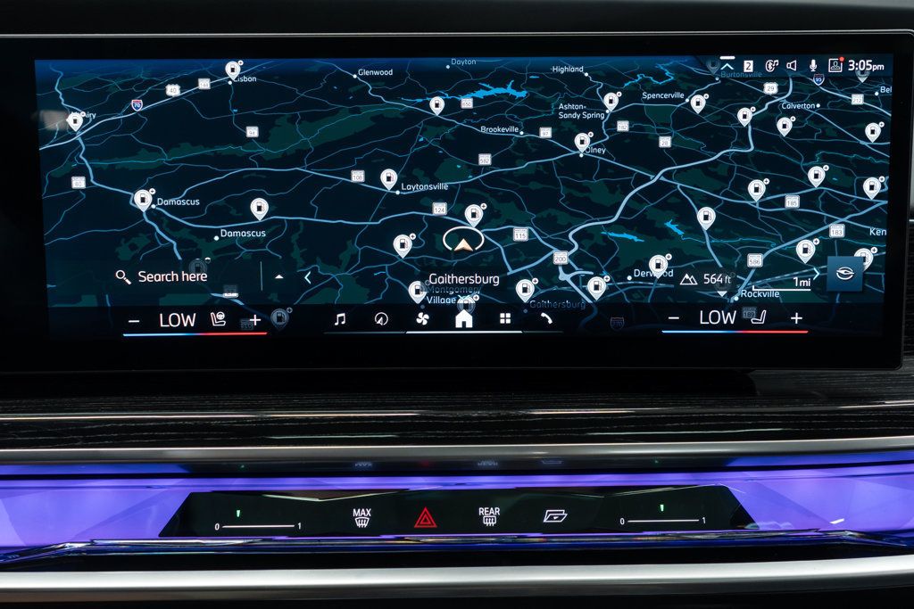 BMW 7 Series photo 23