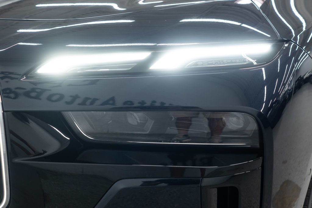 BMW 7 Series photo 53