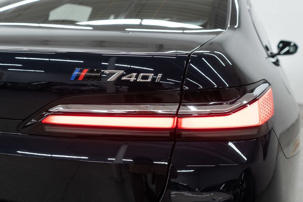 BMW 7 Series photo 55