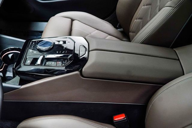 2026 BMW i5 eDrive40 - 23070085 - 23
