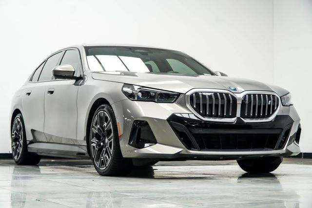 2026 BMW i5 eDrive40 - 23070085 - 3