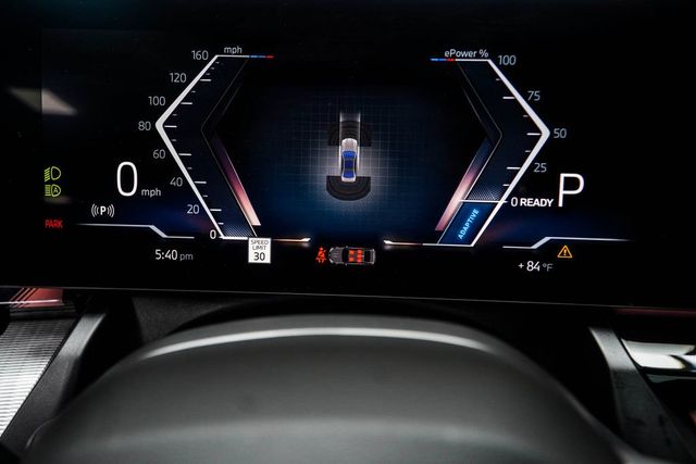 2026 BMW i5 eDrive40 - 23070085 - 39
