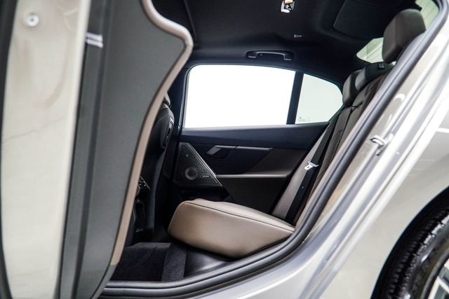 2026 BMW i5 eDrive40 - 23070085 - 47