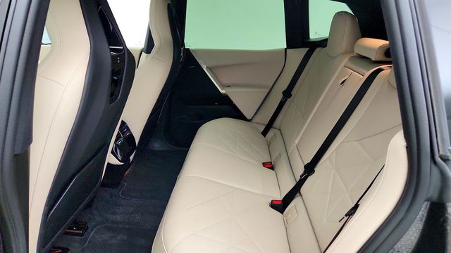 2026 BMW iX xDrive45 SAV w/ Premium Pkg & Panoramic Eclipsing Roof - 23057824 - 19