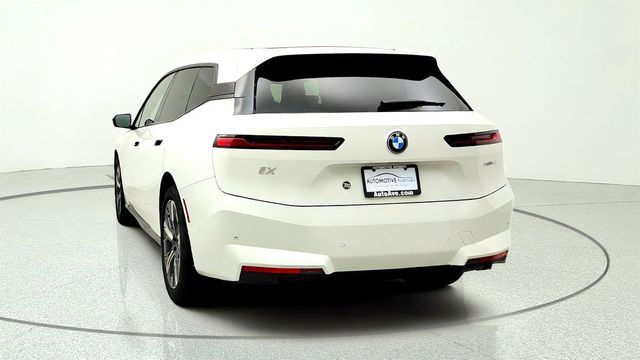 2026 BMW iX xDrive45 Sports Activity Vehicle w/ Panoramic Eclipsing Roof - 23069357 - 5