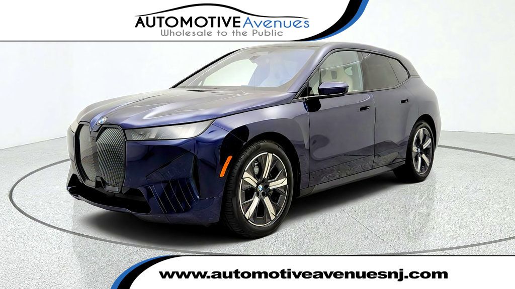 2026 BMW iX xDrive60 Sports Activity Vehicle - 23090394 | Video 1