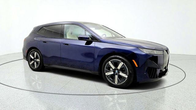 2026 BMW iX xDrive60 w/ Dynamic Handling, Executive & Climate Comfort - 23090394 - 2