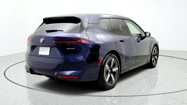 2026 BMW iX xDrive60 w/ Dynamic Handling, Executive & Climate Comfort - 23090394 - 4
